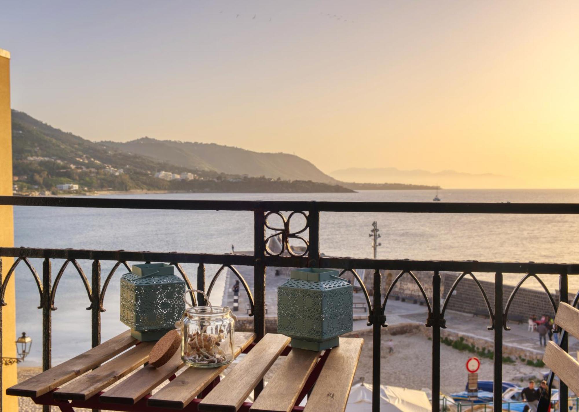 Апартаменты Devalu Casa Del Mare Чефалу Экстерьер фото